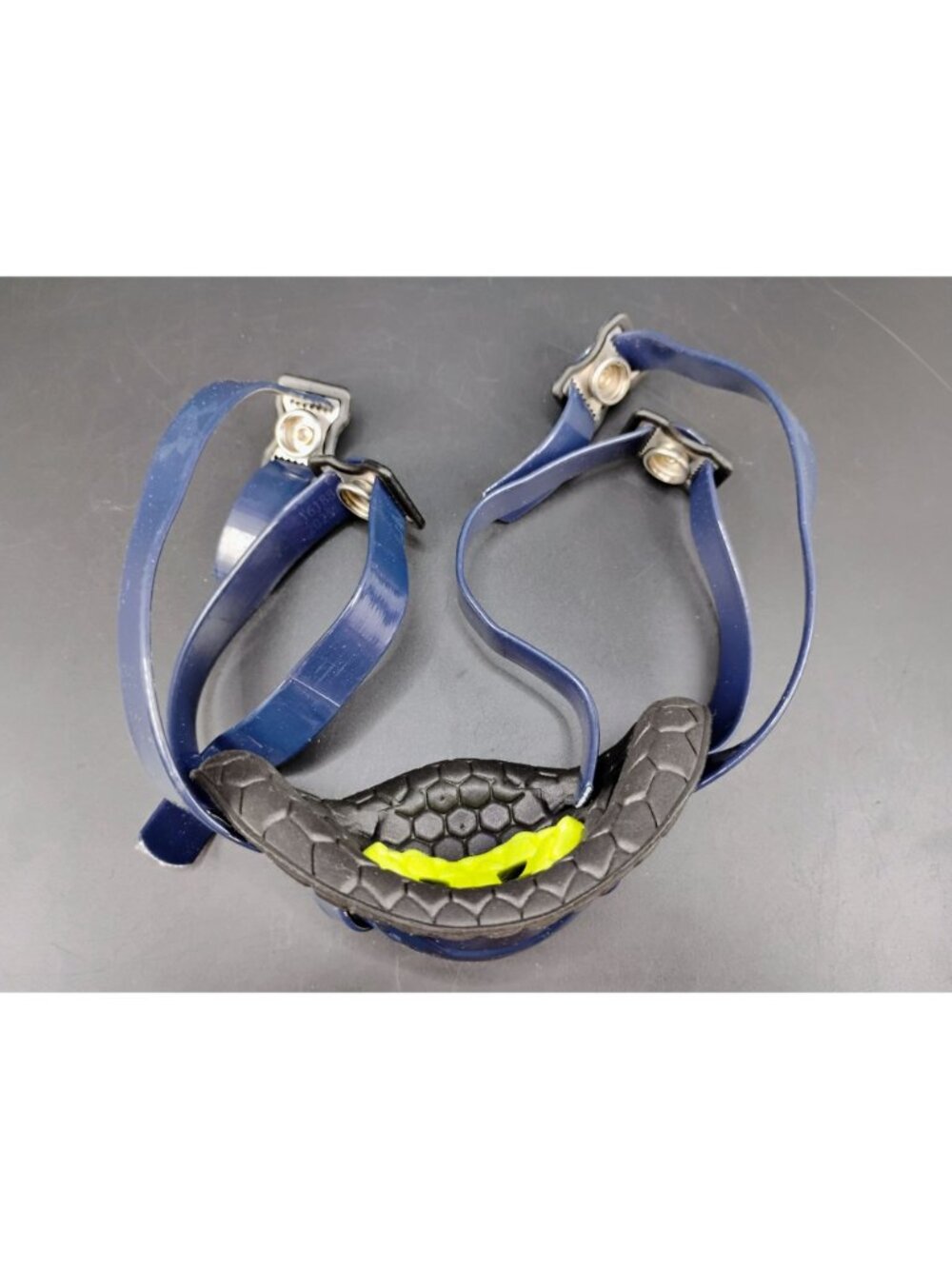 Under Armour Adult Football Helmet Chin Strap Navy/Black - Picture 3 of 8